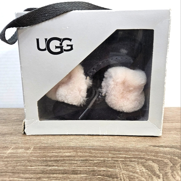 I Sparrow II UGG Boots Medium Size 4-5 - Picture 5 of 7